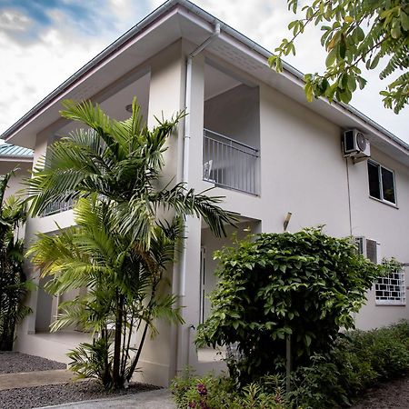 Riverside Residence - Beau Vallon Beau Vallon  Extérieur photo